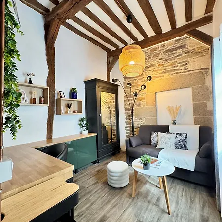 Le Petit Saint Georges, Hyper Centre De *